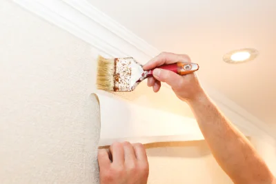 Pose de papier peint à Bosroumois — revêtements muraux et toiles de verre